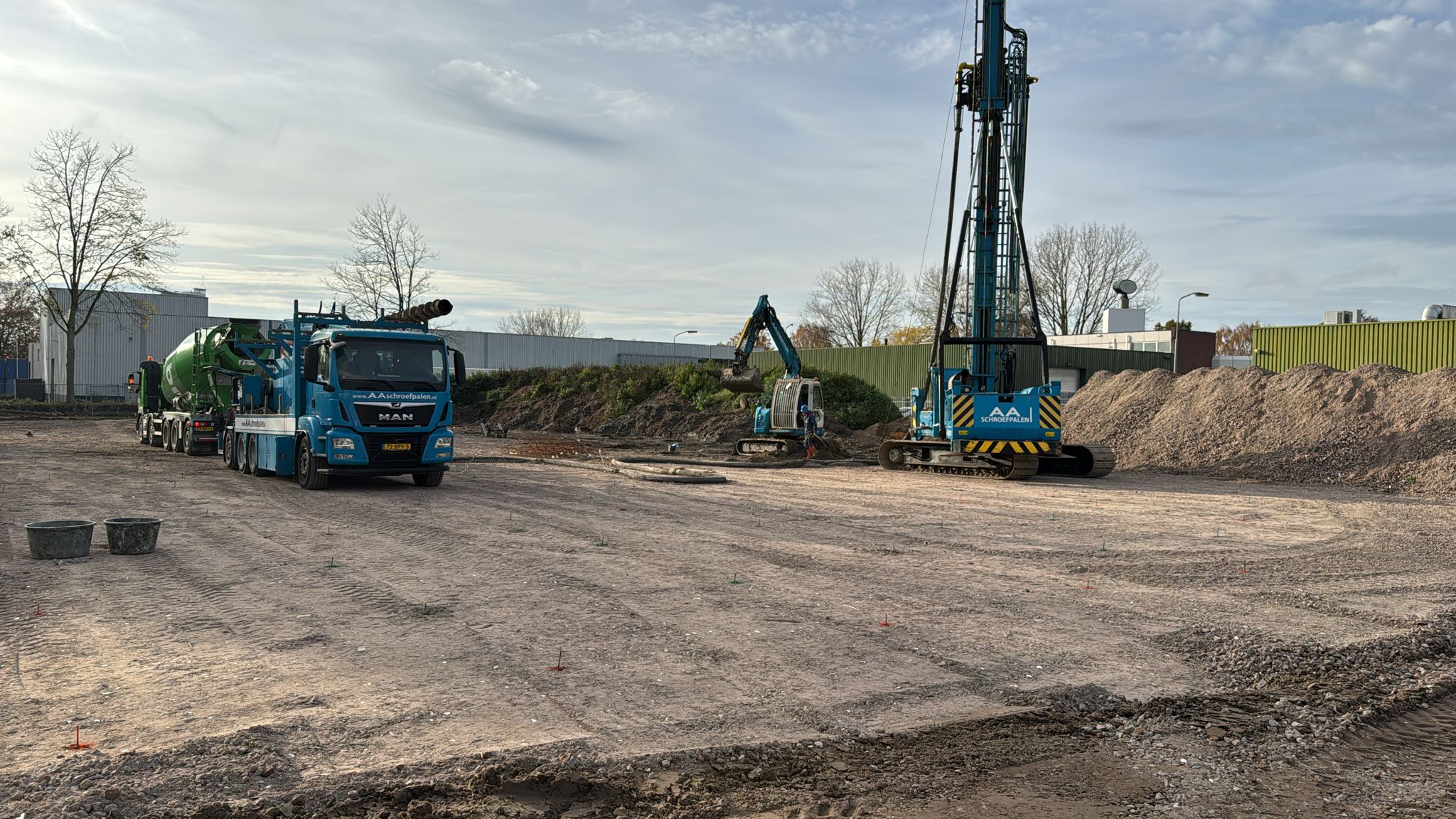 Heiwerk in volle gang voor nieuw bedrijfspand in Arnhem Overmaat